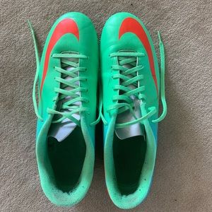 Nike men’s soccer cleats size 12